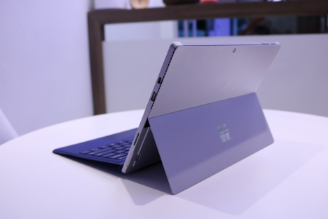 Surface Pro 4 ( i7/16GB/512GB ) + Type Cover 6